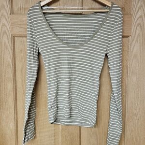 Universal Thread Small‎ Olive Green Striped Long Sleeve Top